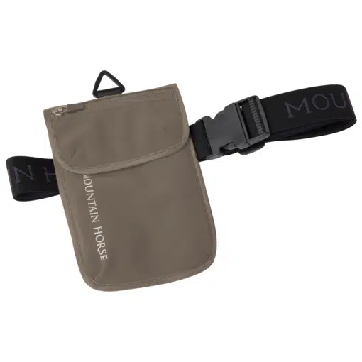 Mountain Horse Stacy Waistbag with multiple pockets and adjustable elastic belt, perfect for carrying small items. Mountain Horse Stacy vöökott mitme tasku ja reguleeritava elastse rihmaga, sobib väikeste esemete hoiustamiseks. Riñonera Mountain Horse Stacy con múltiples bolsillos y cinturón elástico ajustable, ideal para llevar objetos pequeños.