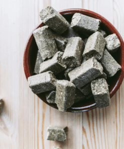 Chia de Gracia Herbal Treats - maitsvad ja tervislikud, suhkruvabad ürdimaiused hobustele.