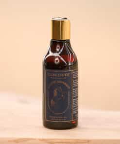 Imperial Riding saba- ja lakaõli Equine Empire – looduslikud koostisosad, särav ja hooldatav saba ning laka.