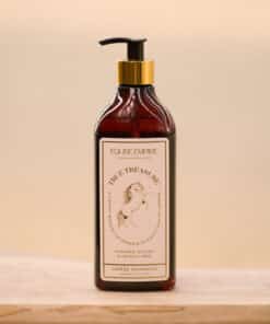 Imperial Riding hobuse šampoon Equine Empire – looduslikud koostisosad ja karvkatte sära.