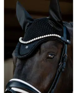 PS of Sweden Ruffle kõrvad – elastsed, käsitsi heegeldatud ja antibakteriaalse viimistlusega hobuse kõrvakaitsmed.