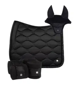 PS of Sweden koolisõiduvaltrap Ruffle – anatoomiline disain, volditud äär ja PS tsitaat.