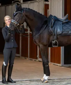 PS of Sweden koolisõiduvaltrap Ruffle – anatoomiline disain, volditud äär ja PS tsitaat.