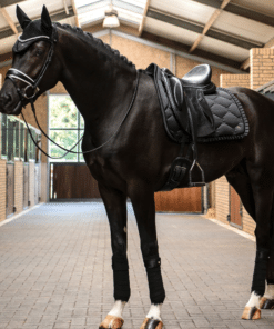 PS of Sweden Ruffle fliispinded – takjakinnitusega, dekoratiivsete detailidega ja 3,5 meetri pikkused.