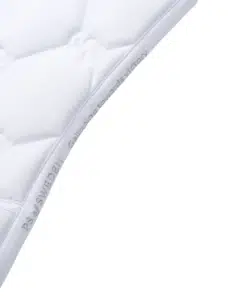 PS of Sweden koolisõiduvaltrap Ruffle – anatoomiline disain, volditud äär ja PS tsitaat.