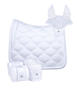 PS of Sweden koolisõiduvaltrap Ruffle – anatoomiline disain, volditud äär ja PS tsitaat.