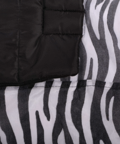 Zebra mustriga putukate ja ekseemi tekk kaela osaga – Covalliero Fly & Eczema RugBe