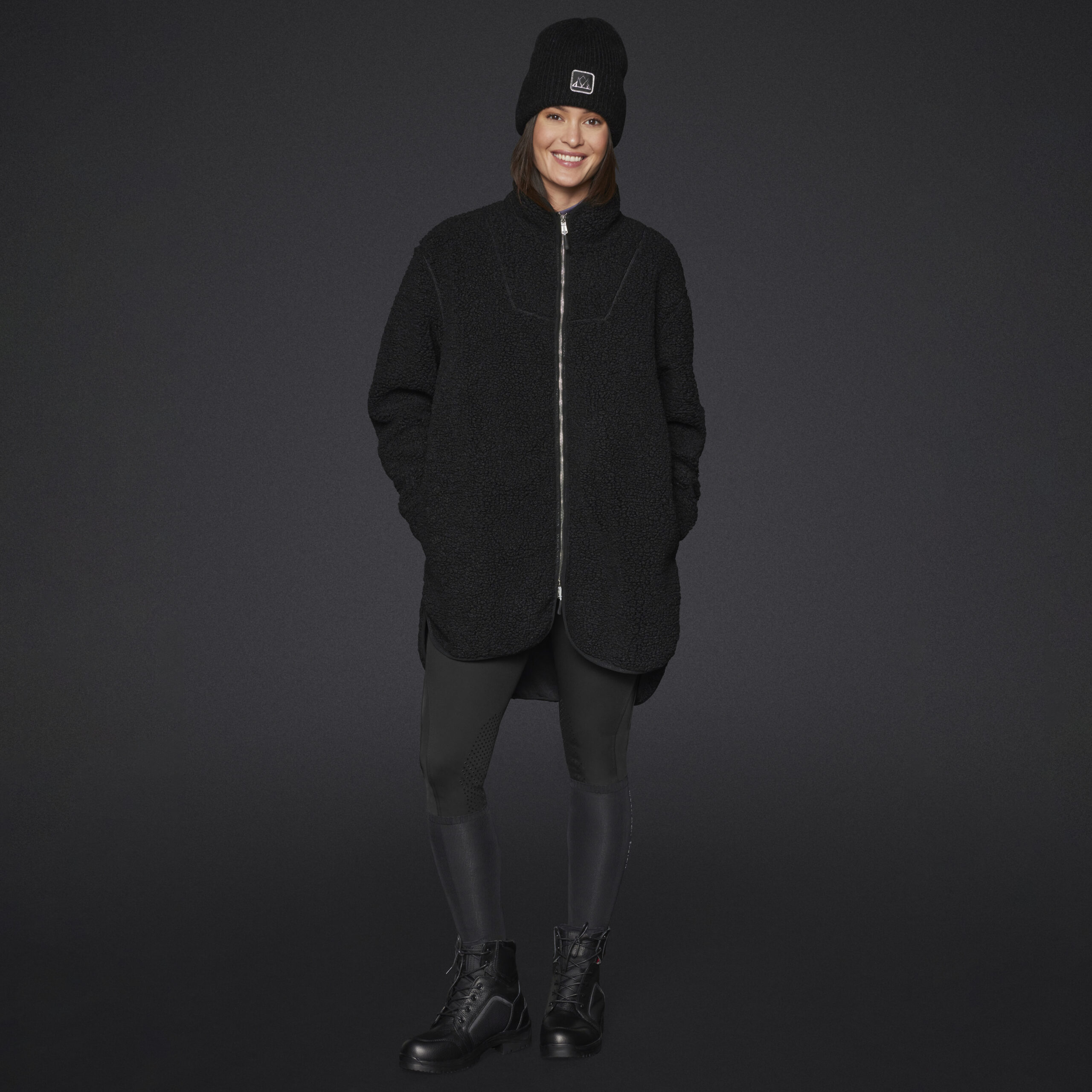 Mountain Horse Alp müts – must, sooja voodriga ja MH logoga