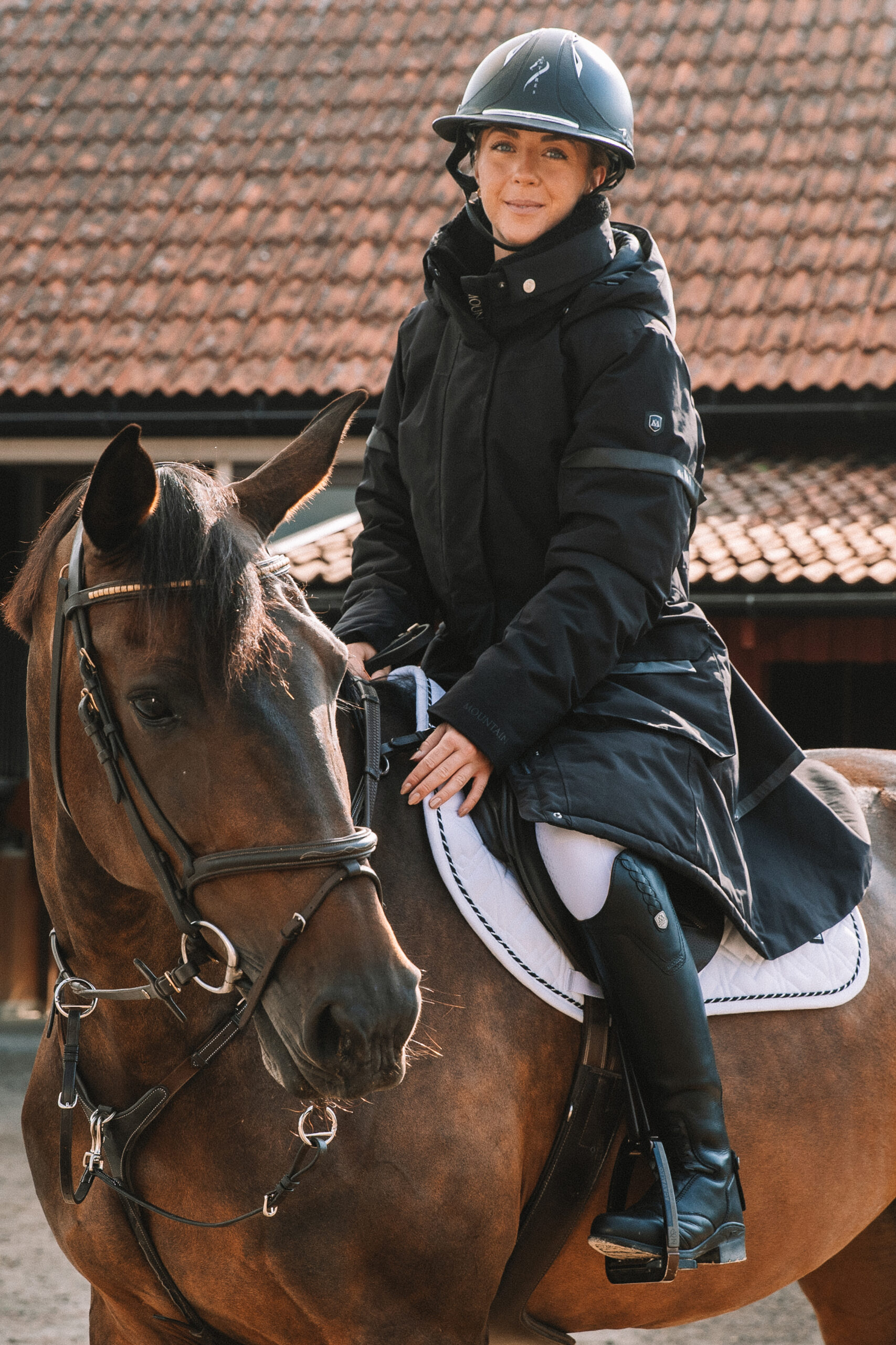 Mountain Horse Royal Saga mantel – veekindel ja soe naistemantel